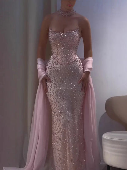 Bezauberndes, trägerloses, ärmelloses, langes Meerjungfrauen-Abendkleid mit Perlenstickerei für Damen AB1511