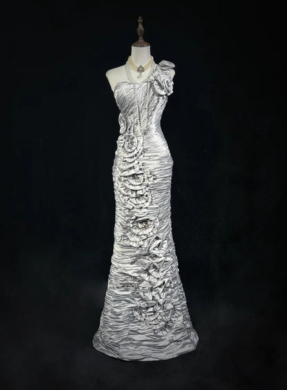 Robes de bal intemporelles sirène asymétrique en satin argenté avec fleurs, perles et longues tenues de soirée N3200
