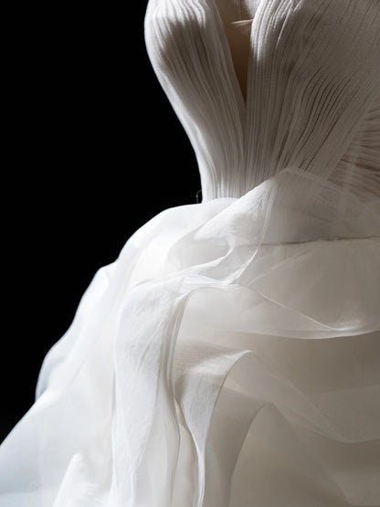 Robe de mariée élégante, robe de bal à bretelles spaghetti, blanche, sans manches, plissée, coupe ajustée, N230
