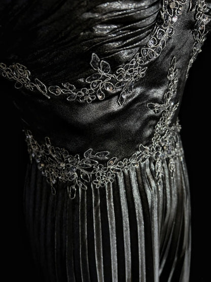 Belles robes de bal – Inspiration : Robe de soirée formelle pour femme en satin gris coupe trapèze à fines bretelles avec dentelle, longueur thé N3204