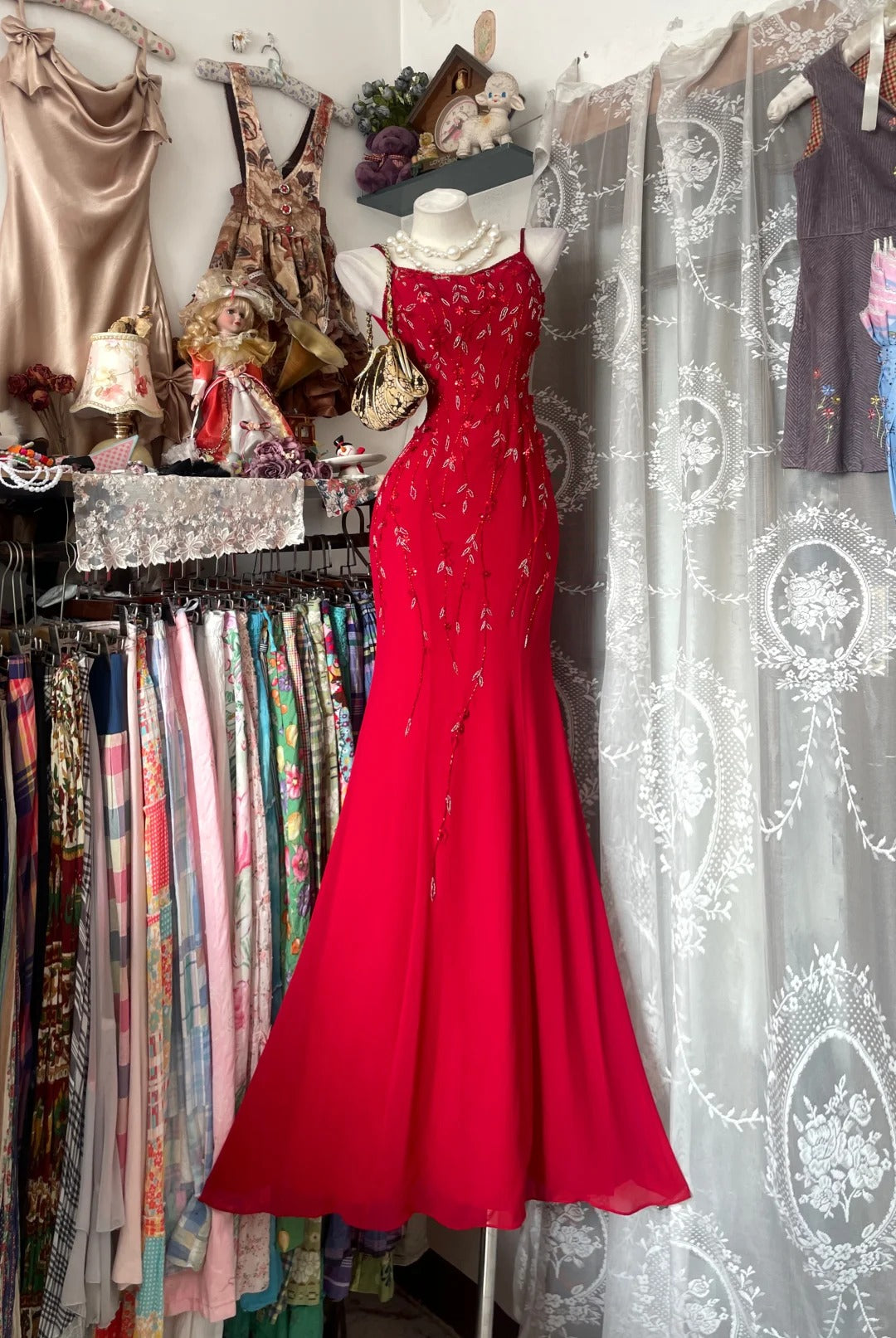 Robe de soirée sirène modeste à fines bretelles, style années 80, rouge mousseline, sans manches, N1967