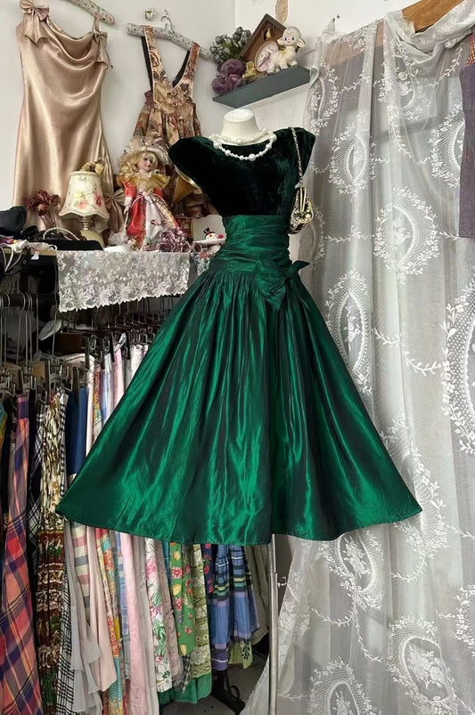 Cute Ball Gown Scoop Dark Green Satin 16th Birthday Gown Homecoming Outfits N3597