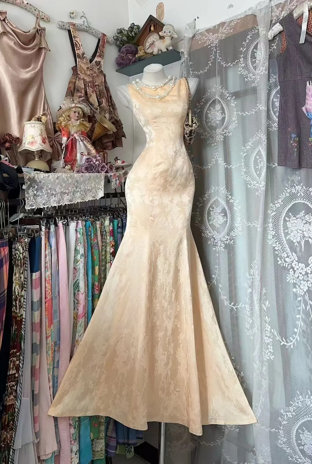 Robe de bal vintage sirène en dentelle jaune satinée, longue, inspiration robe de soirée formelle N1982