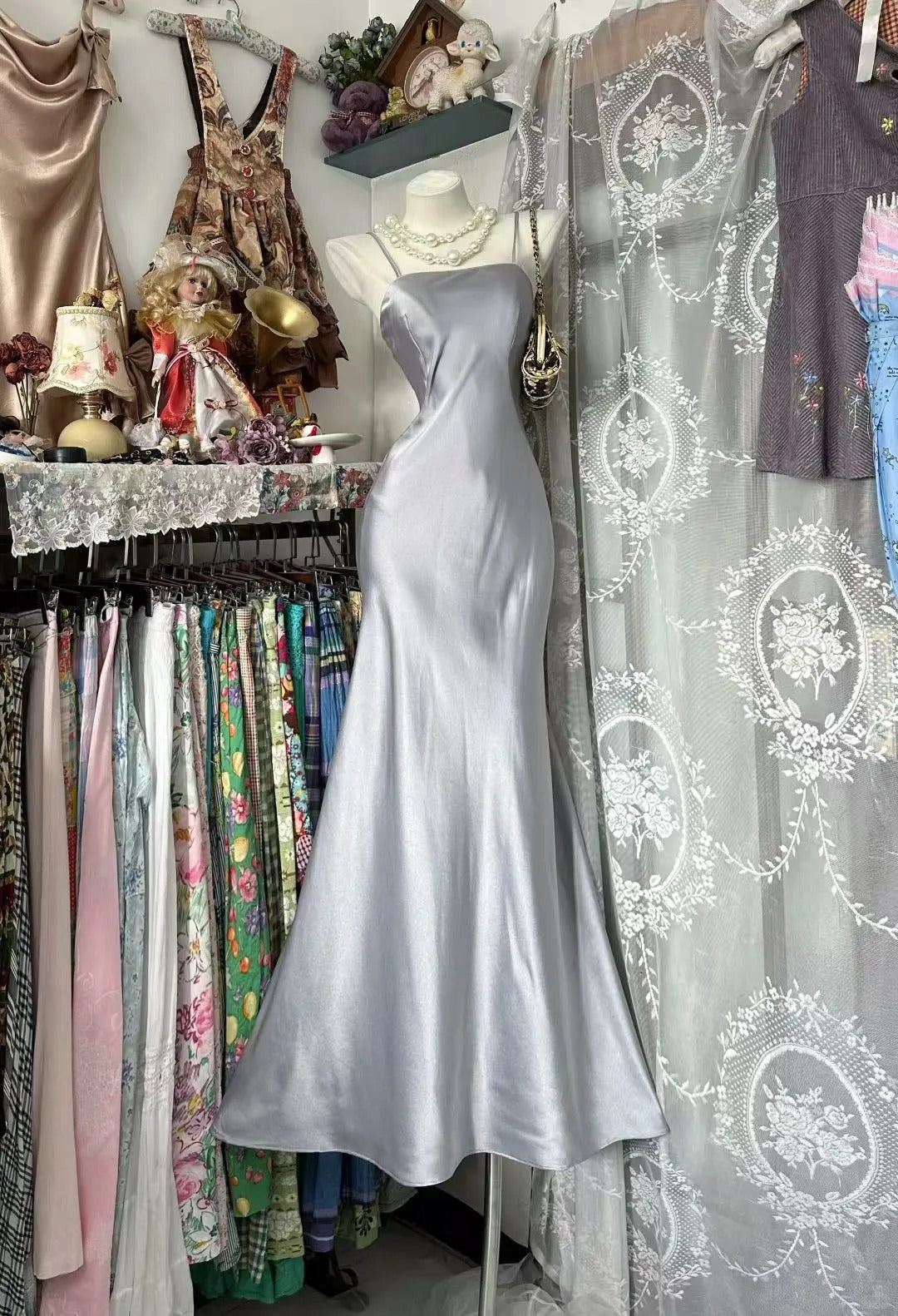 Robe de bal longue grise vintage à bretelles spaghetti, style sirène, référence N1952