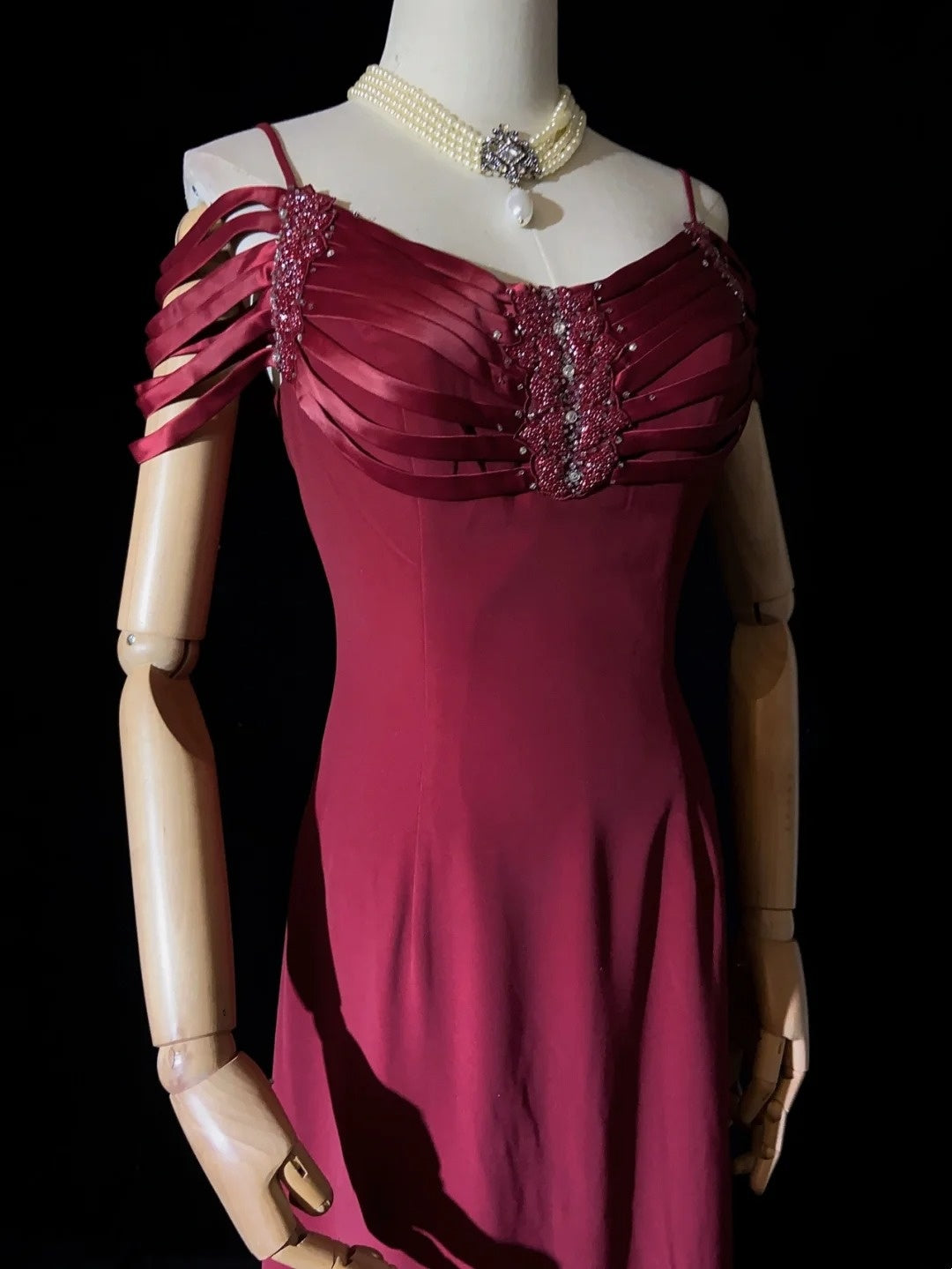 Robes de bal intemporelles en ligne A, bretelles spaghetti, mousseline bordeaux, avec cape, perles, longues tenues de soirée N3203