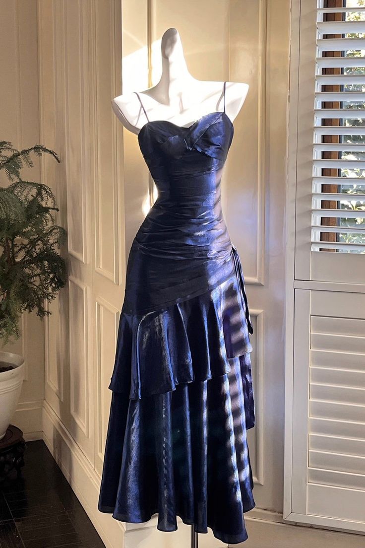 Sexy Meerjungfrauen-Abendkleid mit Spaghettiträgern aus Satin in Königsblau, langes Kleid, Partykleid zum 19. Geburtstag, Abschlusskleid N879