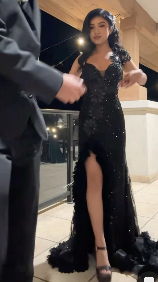 Glitzerndes Meerjungfrauen-Kleid mit Spaghettiträgern, schwarzen Pailletten und Schlitz für Damen – langes, formelles Ballkleid zum 22. Geburtstag AB1354