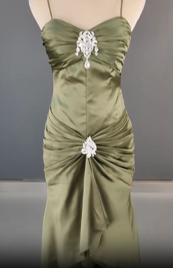 Elegantes, dunkelgrünes, langes Meerjungfrauen-Abendkleid aus Satin mit Spaghettiträgern – Wunderschönes Abendkleid N1782