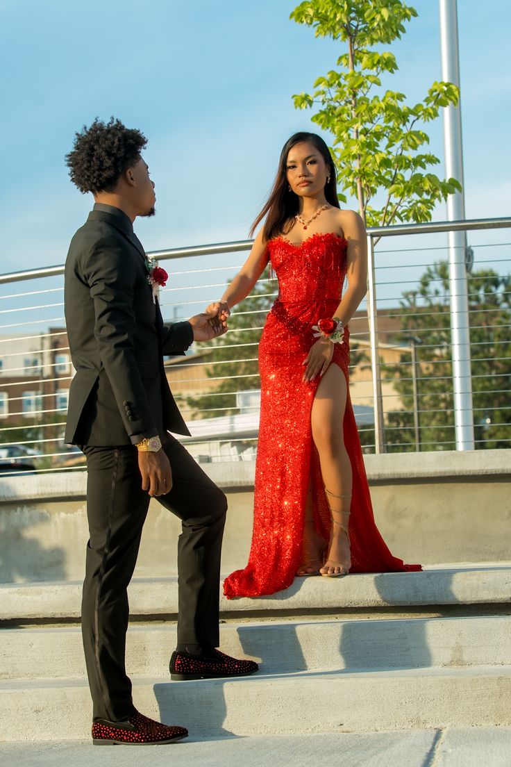 Glitzerndes Meerjungfrauen-Abendkleid mit Herzausschnitt für Damen, rotes Paillettenkleid mit Schlitz, formelles Abendkleid zum 18. Geburtstag, AB813