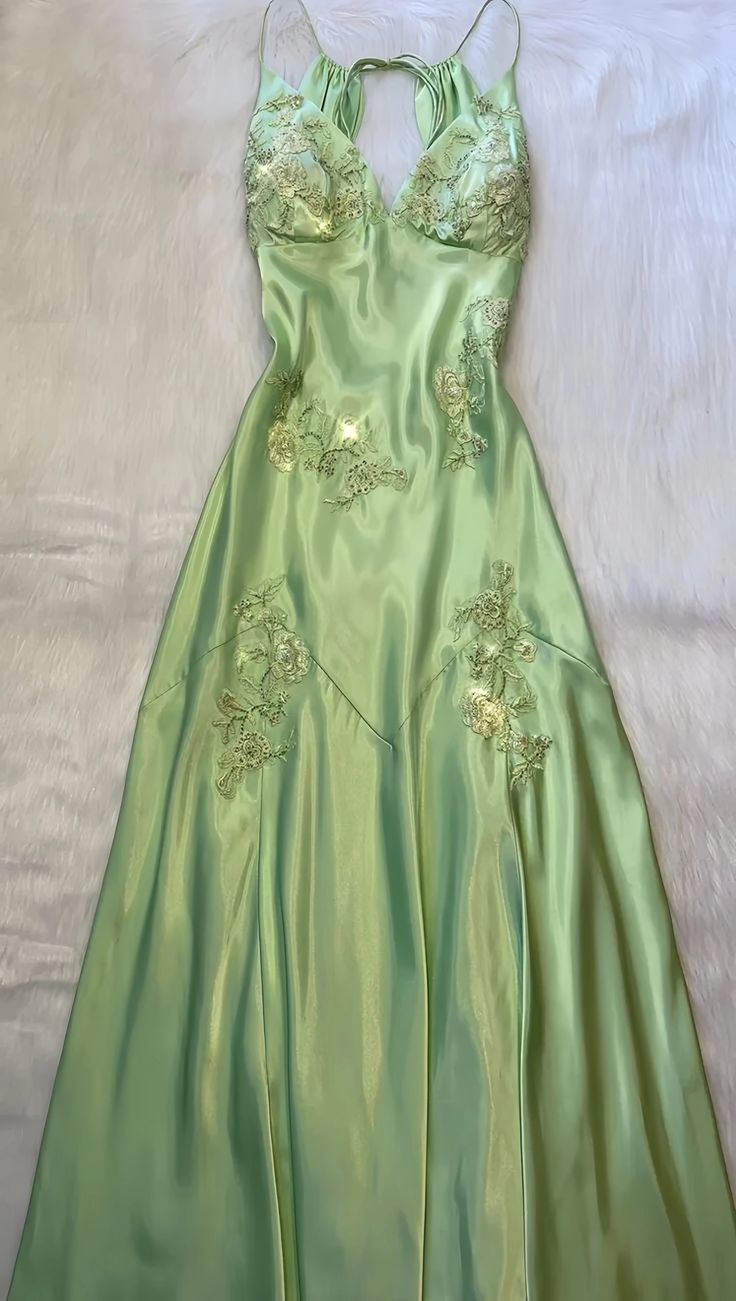 Pretty Mermaid V Neckline Green Satin Backless Evening Dress Prom Dresses With Beads AB957