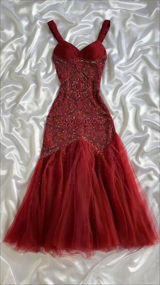 Elegantes Meerjungfrauen-Kleid aus burgunderrotem Tüll mit Perlen für Damen – langes, formelles Ballkleid zum 22. Geburtstag (AB1363)