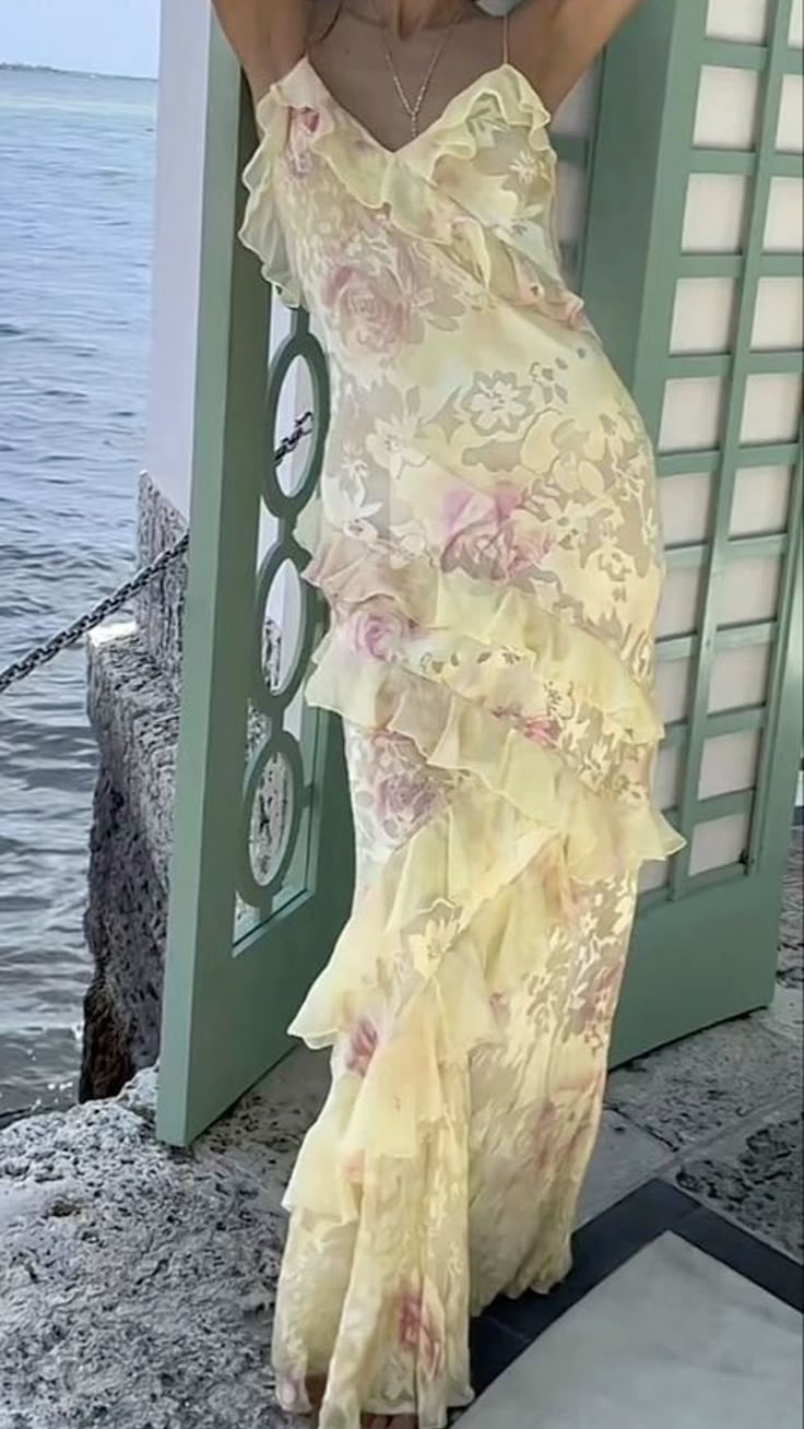 Einzigartiges Meerjungfrauen-Abendkleid mit Spaghettiträgern aus gelber Spitze und Chiffon, langes Partykleid zum 21. Geburtstag, Abschlusskleid N901