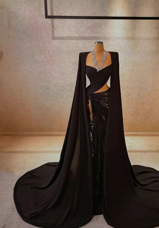Robe de bal longue sirène unique en satin noir avec cape - Inspiration pour tenues de soirée AB1372