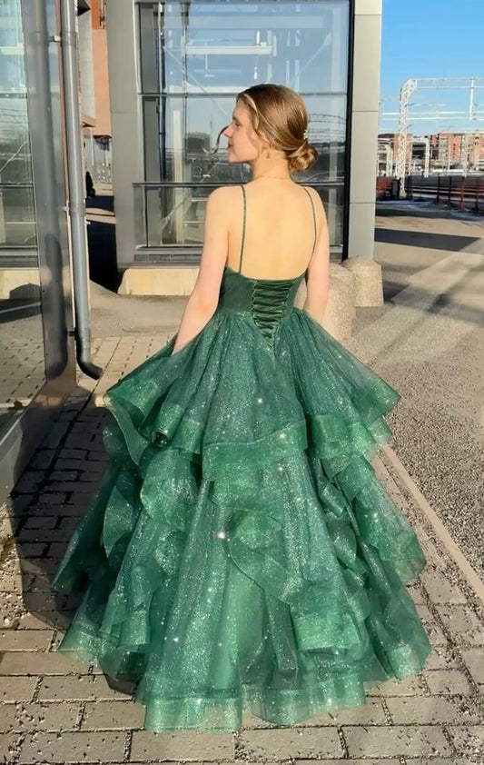 Elegantes Ballkleid mit Spaghettiträgern, smaragdgrüner Tüll, langes Abendkleid für den 16. Geburtstag, AB1166