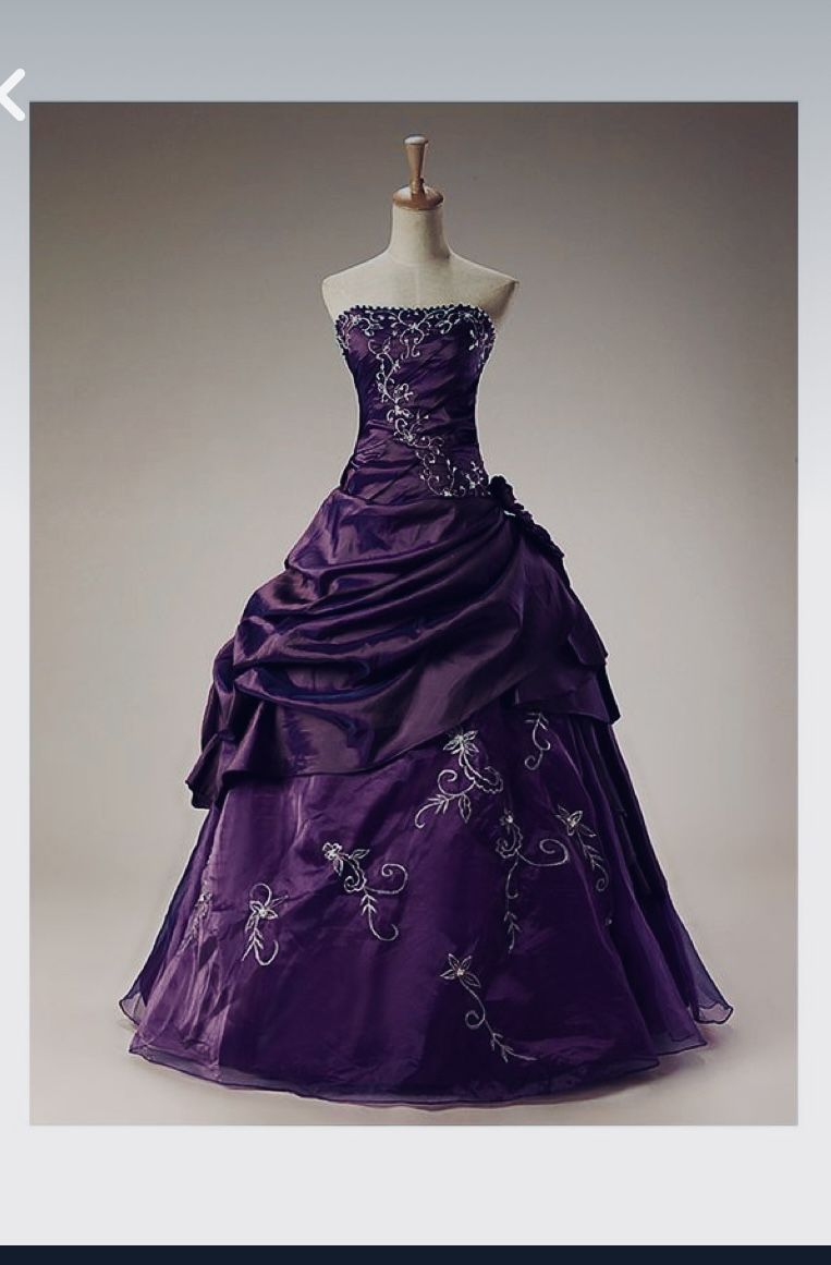 Robe de bal vintage bustier couleur raisin, ornée de perles argentées, longue, idéale pour les quinceañeras et les 16 ans (AB283)