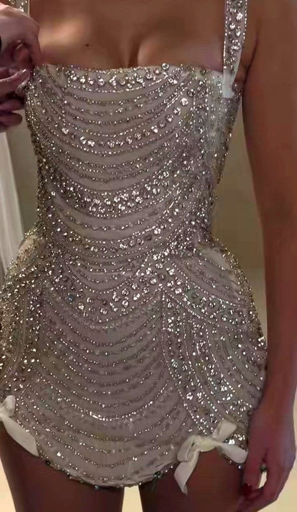 Robes de cocktail courtes et fourreaux perlées en tulle champagne pailleté pour anniversaire, robes de bal de fin d'année N4733