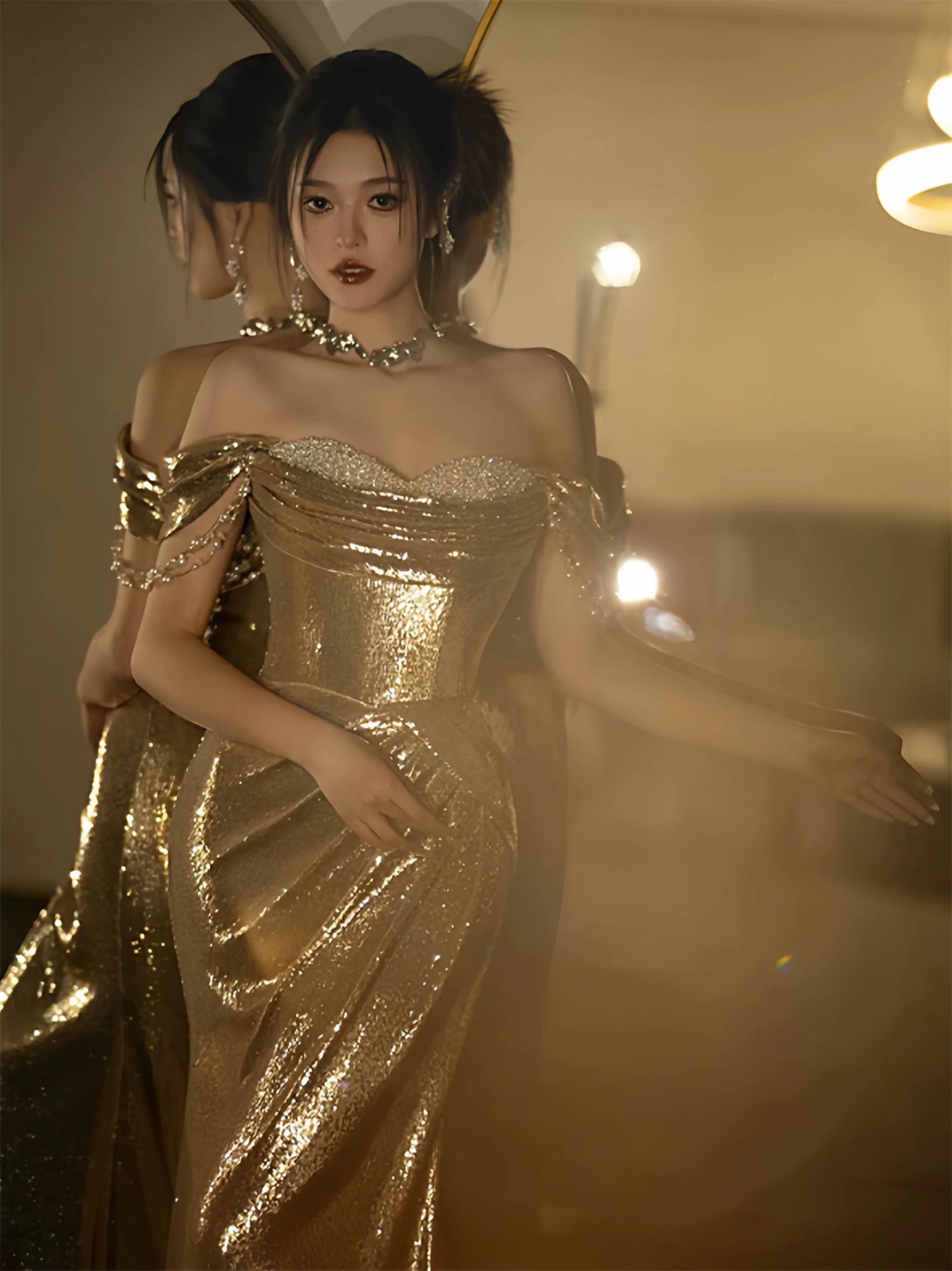 Meerjungfrauen-Abendkleid mit schulterfreiem Rock, goldenen Pailletten und kurzen Ärmeln – Inspiration für lange Abendoutfits und Geburtstagsoutfits AB2211