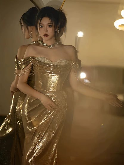 Meerjungfrauen-Abendkleid mit schulterfreiem Rock, goldenen Pailletten und kurzen Ärmeln – Inspiration für lange Abendoutfits und Geburtstagsoutfits AB2211