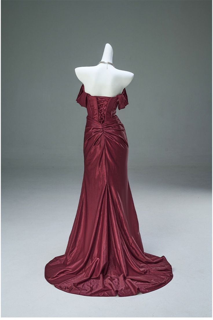 Robe de soirée sirène élégante en satin plissé, robe de bal de fin d'année à épaules dénudées N1870