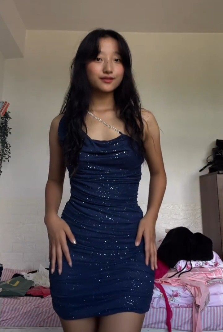 Robe moulante courte sexy bleu marine asymétrique Bodycon Robes de bal d'inspiration pour senior, anniversaire, rentrée scolaire RB3557