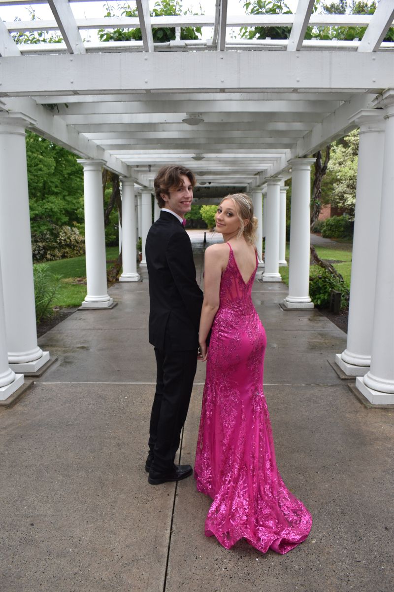 Sparkly Mermaid Spaghetti Straps Hot Pink Sequined For Women Party Dresses Long Formal Prom Dress 22th Birthday Gown AB1379