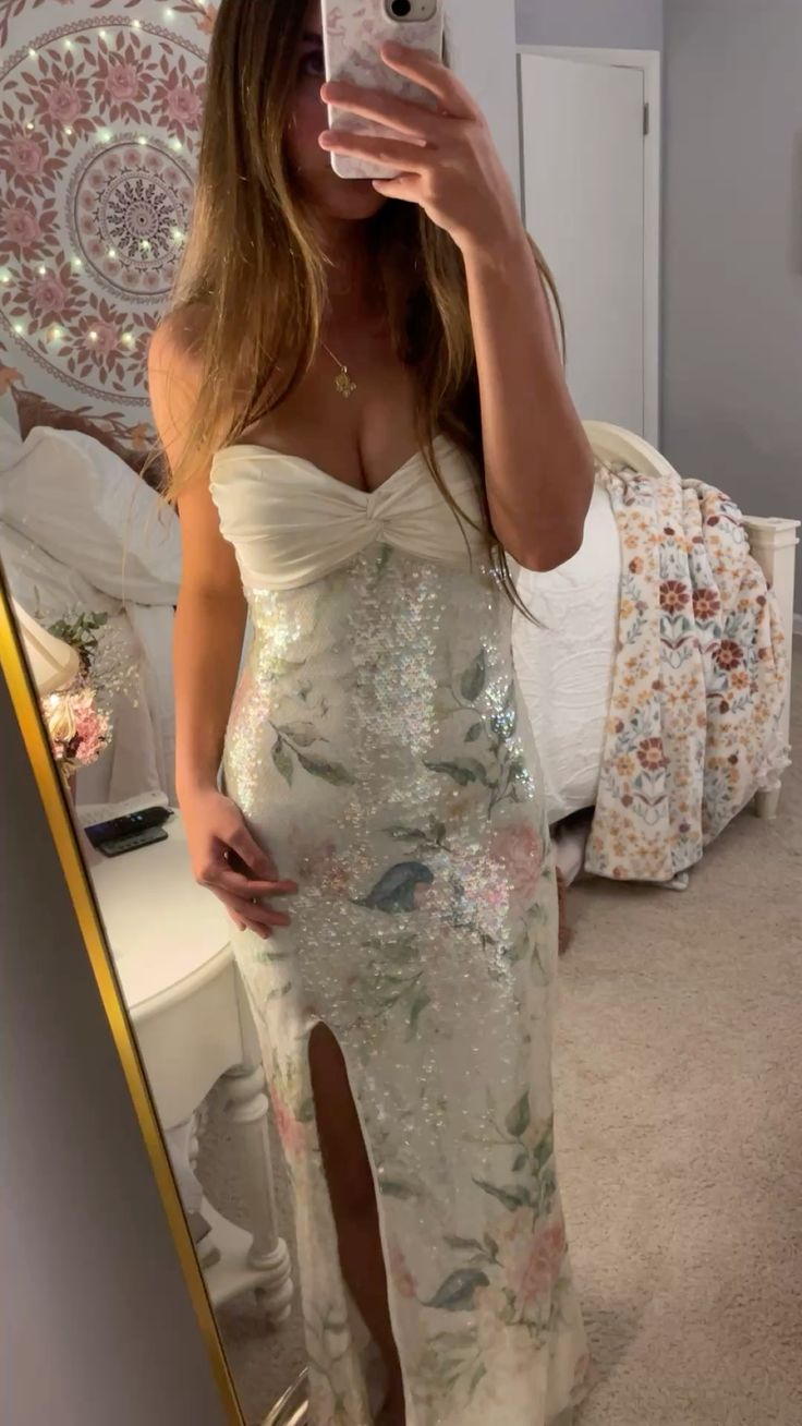 Atemberaubende Abschlussballkleider Meerjungfrau-Schnitt Herzausschnitt Mit Schlitz Langes Abendkleid N2469