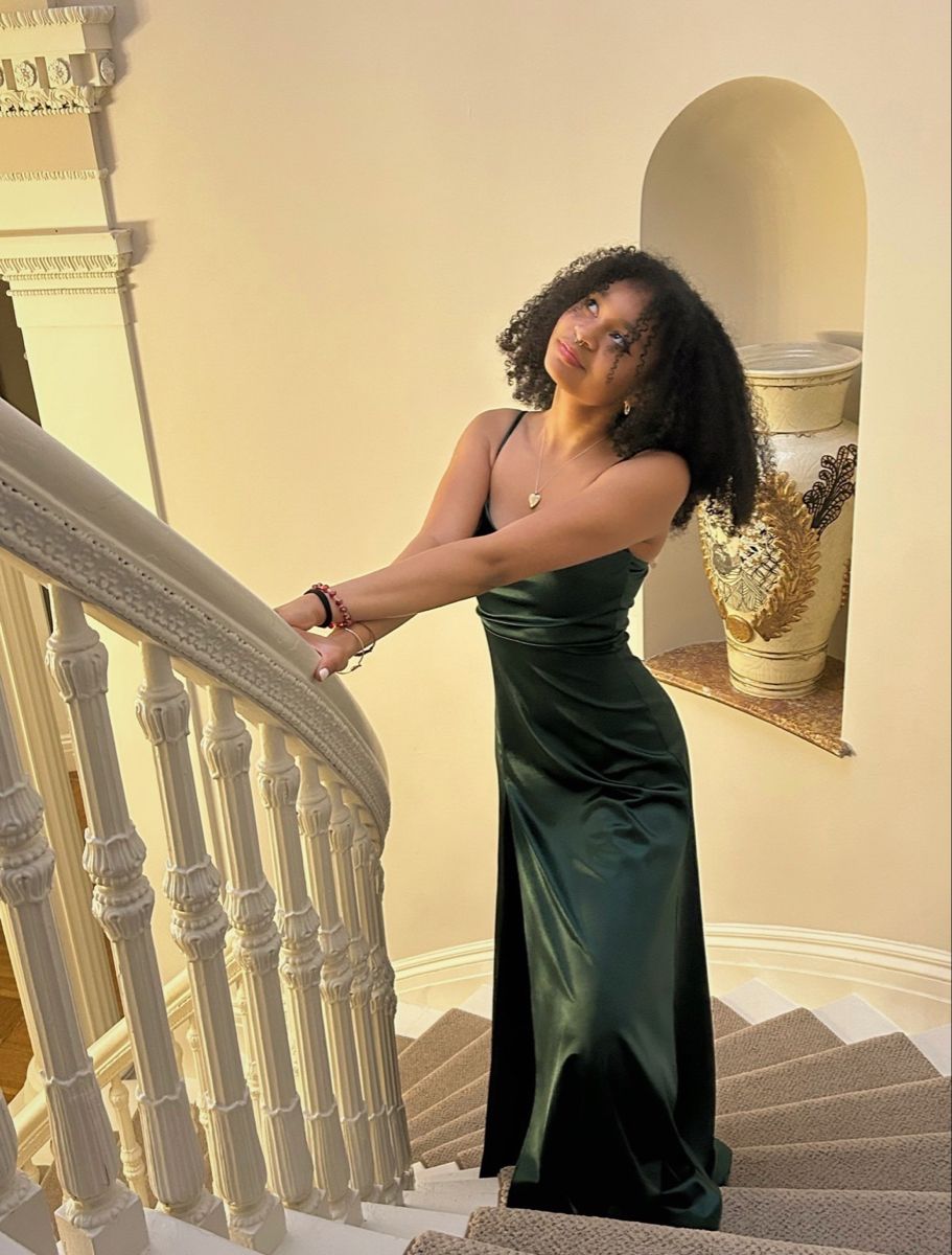 Schlichtes Meerjungfrauen-Abendkleid mit Spaghettiträgern, dunkelgrünem Satin und Schlitz für Teenager, formelles Abendkleid, Partykleid, Ballkleid AB1035