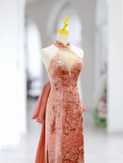 Elegantes A-Linie Neckholder Samt Rosa Schlitz Langes Bodenlanges Ballkleid Inspiration Lange Ballkleider DH2808