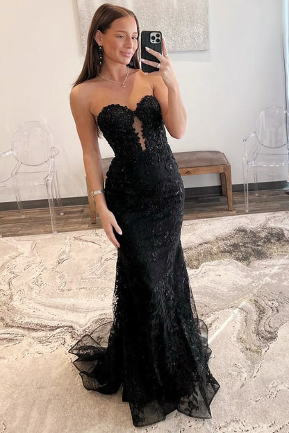 Langes, trompetenförmiges Ballkleid mit Spitzenapplikationen, Herzausschnitt und Schlüssellochausschnitt – Inspiration für formelle Abendkleider N248