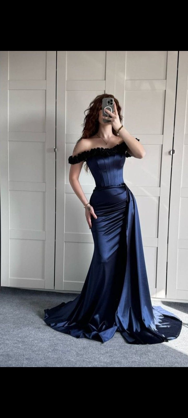 Elegantes Meerjungfrauen-Abendkleid mit schulterfreiem Ausschnitt, bodenlang, marineblau, AB751