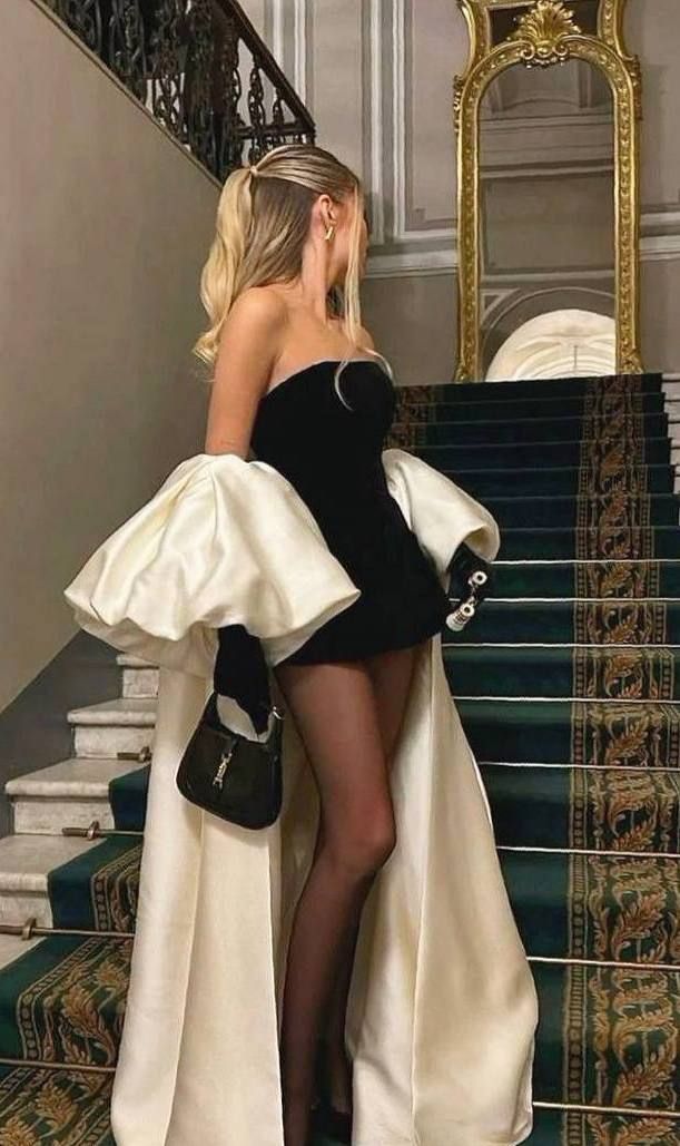 Robe courte noire bustier sexy de coupe trapèze, idéale pour un 16e anniversaire ou un bal de promo (AB1551)