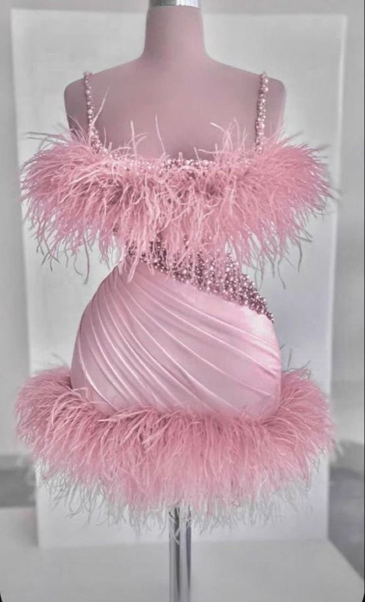 Elegantes Etui Eng Anliegend Bodycon Träger Rosa Mit Federn Kurzes Inspo Hoco-Kleid Weiße Homecoming-Kleider RB4145