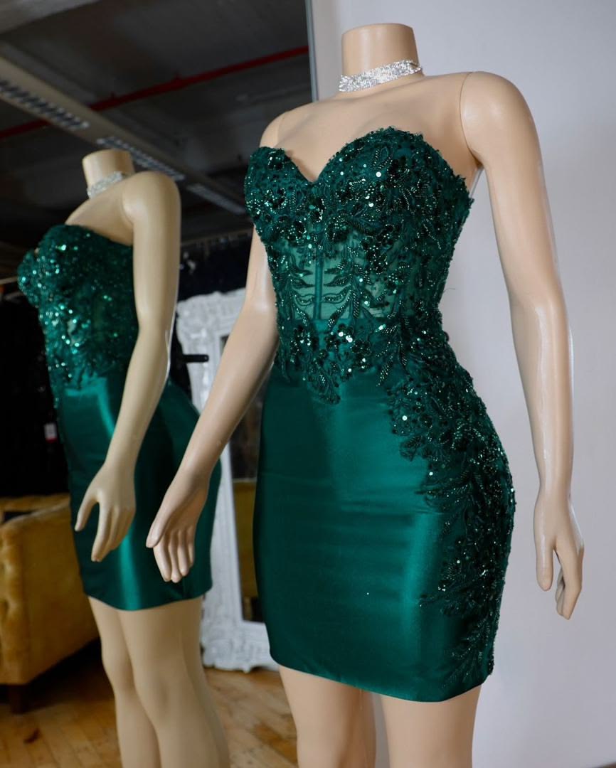 Robe de bal de fin d'année courte en émeraude foncé scintillante avec bustier en cœur, pour senior, robe de soirée inspirante, robe de retour à la maison RB3698
