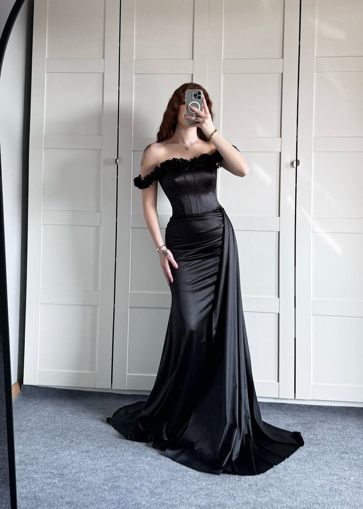 Schwarzes Meerjungfrauen-Abendkleid mit schulterfreiem Rock und Falten, lang, elegant, für festliche Anlässe wie Abschlussball oder Dinnerpartys, für schwarze Mädchen, AB2173