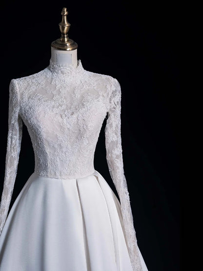 Zeitloses Ballkleid mit hohem Kragen, langen Ärmeln, Spitze, weißem Brautkleid mit offenem Rücken, märchenhaftem Boho-Stil, Strand- und Sommerbrautkleid N553