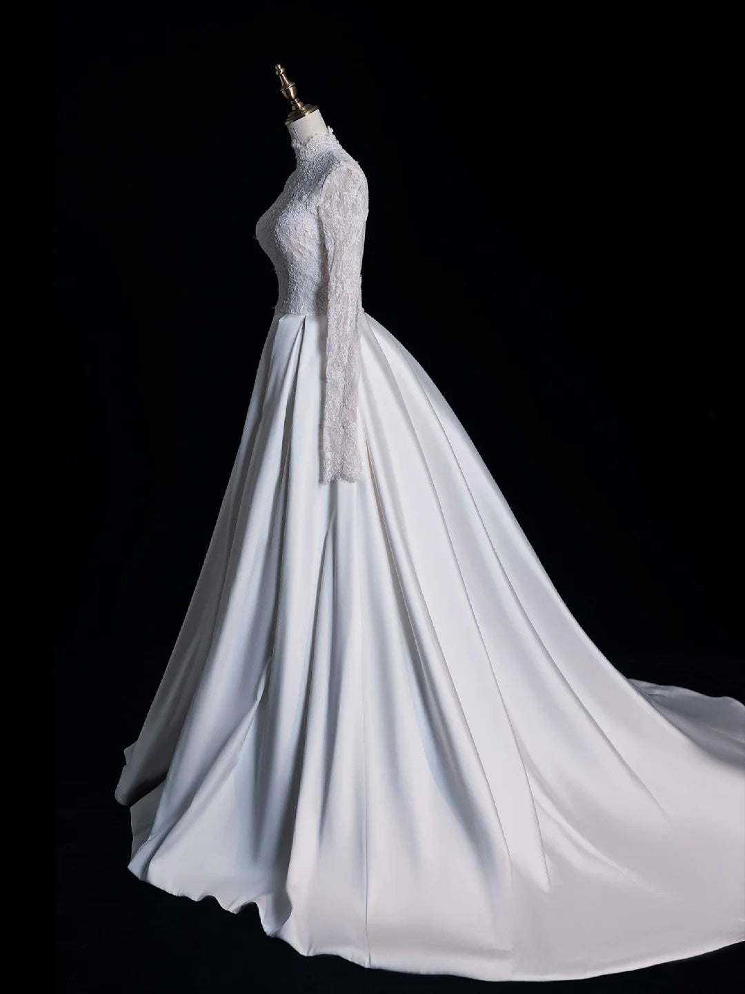 Zeitloses Ballkleid mit hohem Kragen, langen Ärmeln, Spitze, weißem Brautkleid mit offenem Rücken, märchenhaftem Boho-Stil, Strand- und Sommerbrautkleid N553
