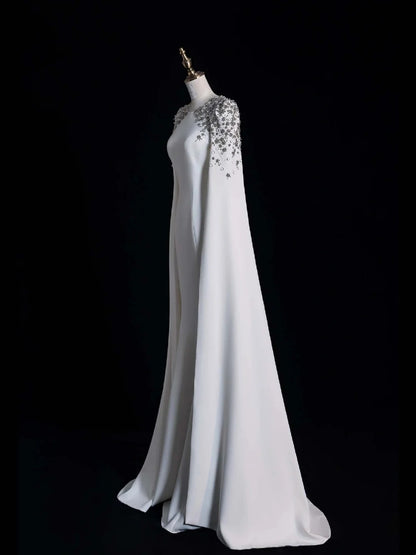 Zeitloses weißes Meerjungfrauen-Brautkleid aus Satin mit U-Boot-Ausschnitt, langen Ärmeln und märchenhaftem Boho-Stil – Strand- und Sommerbrautkleid N555