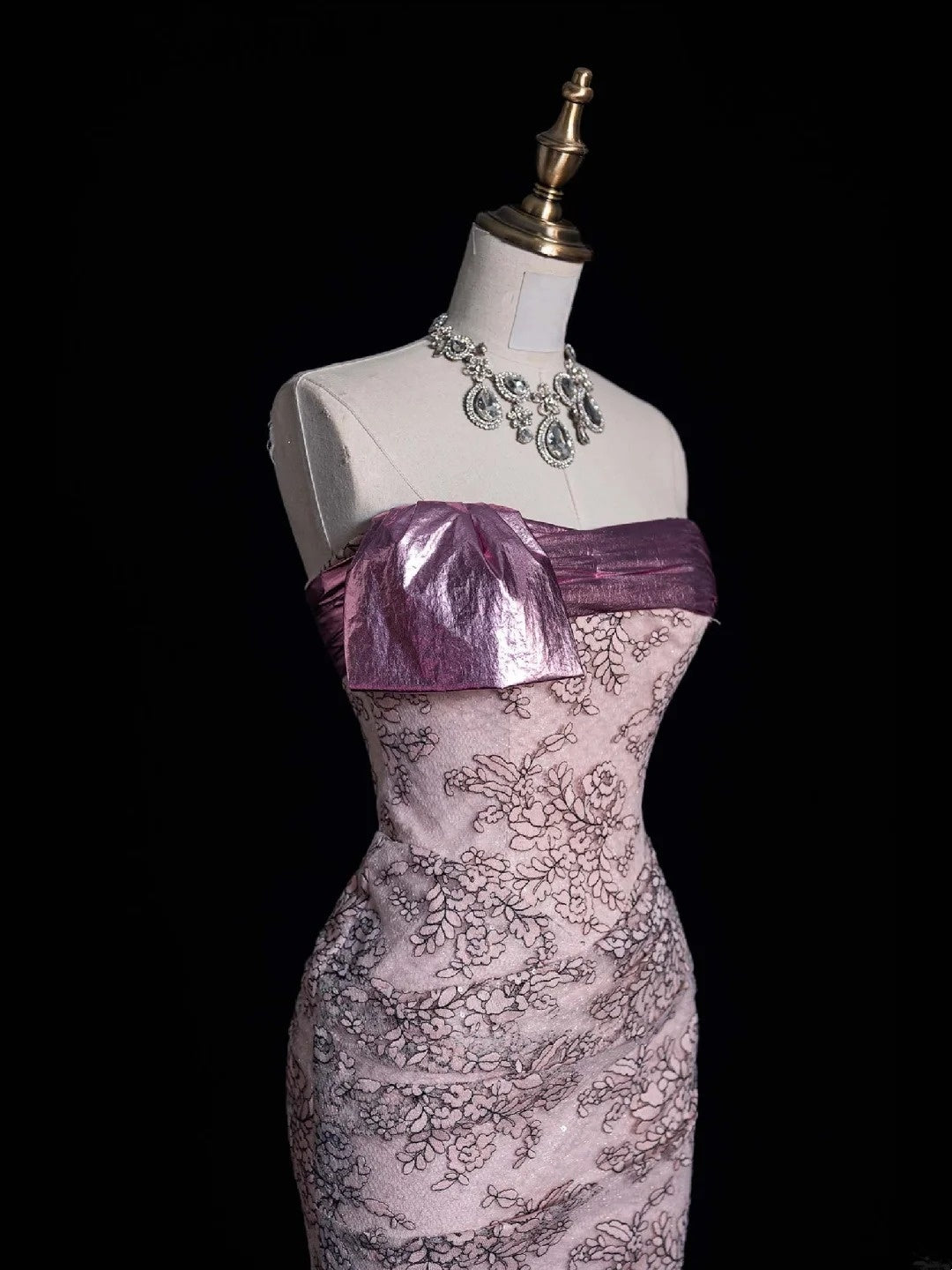 Niedliches, trägerloses, langes Ballkleid aus rosa Spitze, Abendkleid, semi-formelles Kleid N559