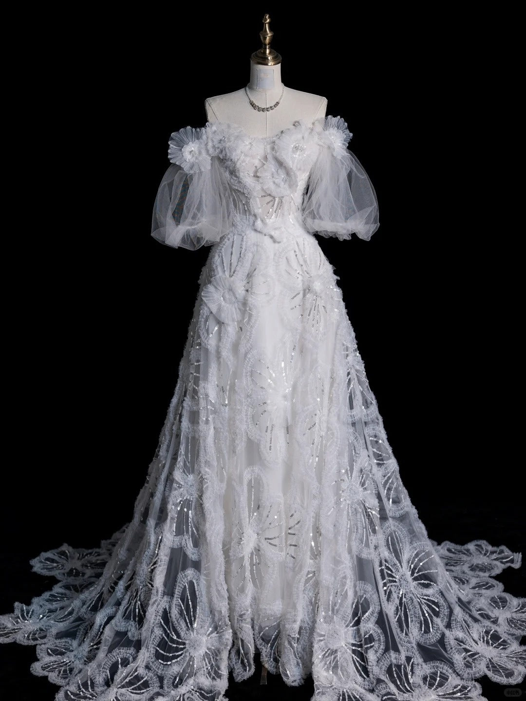 Prinzessinnen-Ballkleid, schulterfrei, Tüll mit Ärmeln, weiße Spitze, märchenhaftes Boho-Sommerbrautkleid N557