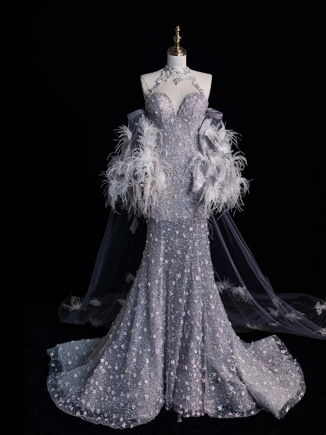 Bezauberndes Meerjungfrauen-Abendkleid mit hohem Kragen, silbergrau, mit Federumhang und Pailletten, langes Ballkleid, formelles Kleid N1042