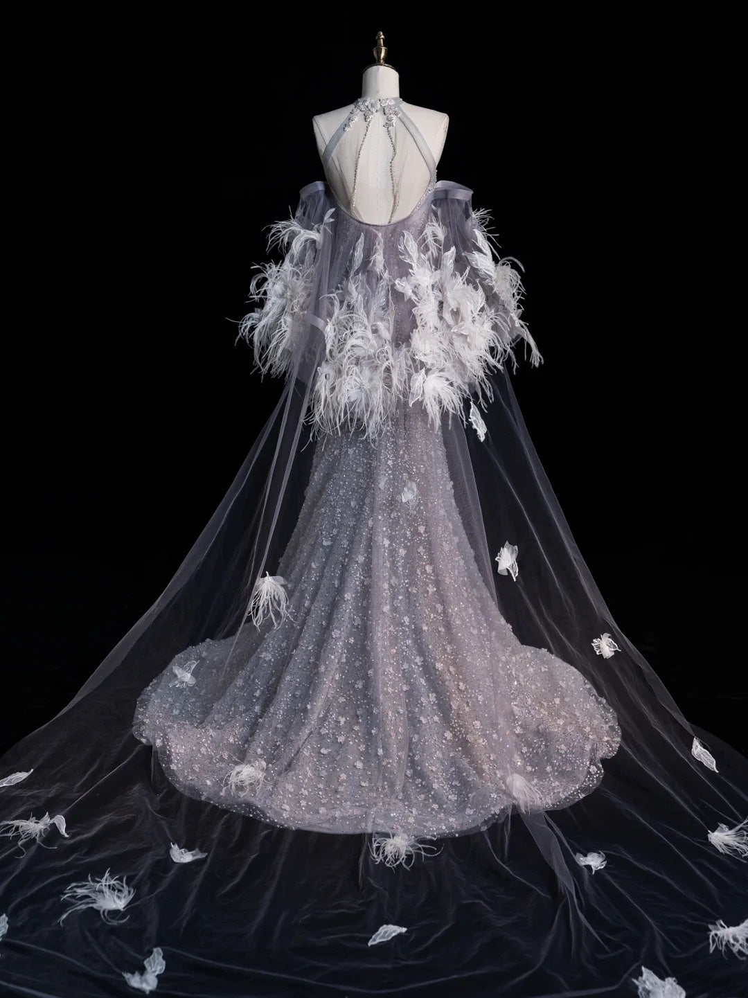 Bezauberndes Meerjungfrauen-Abendkleid mit hohem Kragen, silbergrau, mit Federumhang und Pailletten, langes Ballkleid, formelles Kleid N1042