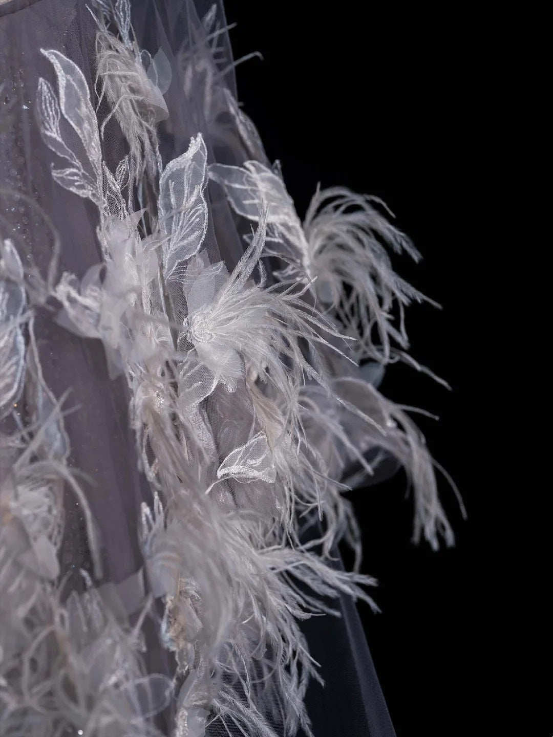 Bezauberndes Meerjungfrauen-Abendkleid mit hohem Kragen, silbergrau, mit Federumhang und Pailletten, langes Ballkleid, formelles Kleid N1042