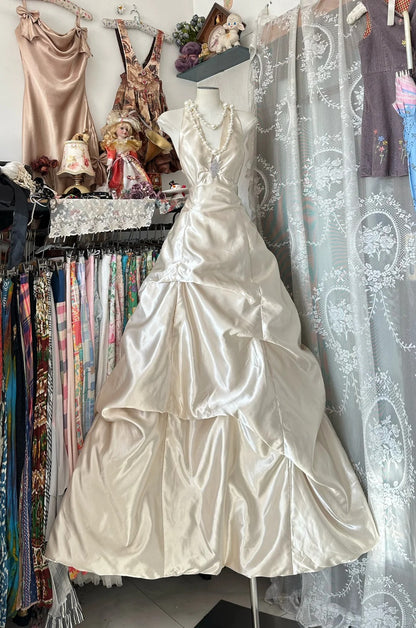 Modest Ball Gown Halter Ivory Satin Long Prom Dresses For High School Teens Girls Formal Bridesmaid Dress N1050