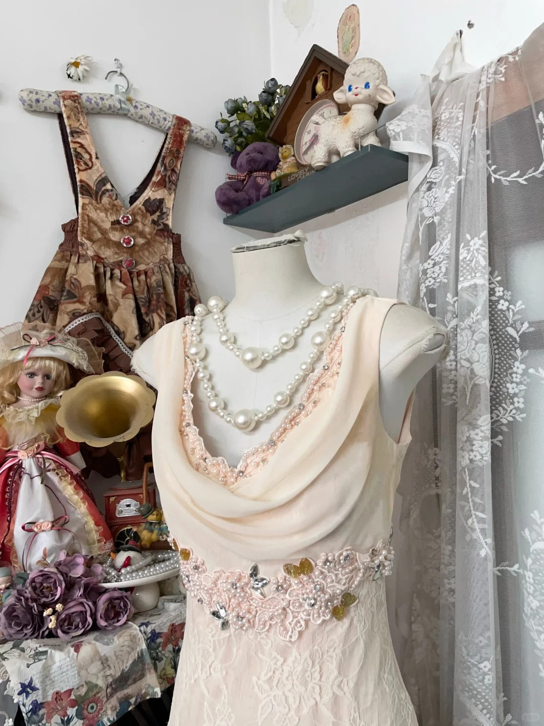 Einzigartiges Meerjungfrauen-Abendkleid aus rosa Spitze mit Wasserfallausschnitt, langes Ballkleid, formelles Kleid N1058