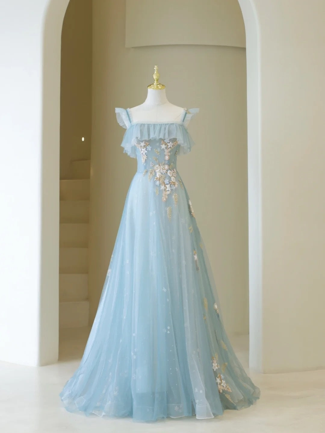 Cute Ball Gown Spaghetti Straps Light Sky Blue Tulle Long Prom Dresses Impress 19th Birthday Outfits Prom Gown AB865