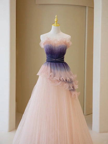 Elegantes, trägerloses Ballkleid in zartem Rosa aus Tüll – Inspiration für formelle Abendkleider und Partykleider (Modell N202)