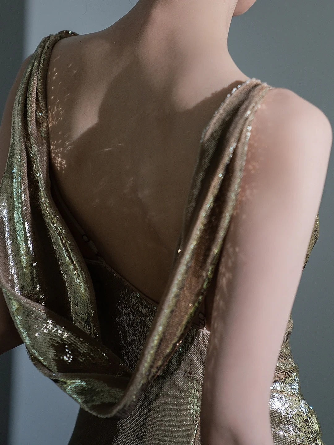 Robe de bal longue à paillettes, style sirène scintillant, bretelles asymétriques, champagne, tenue de bal pour 18 ans, RB1879