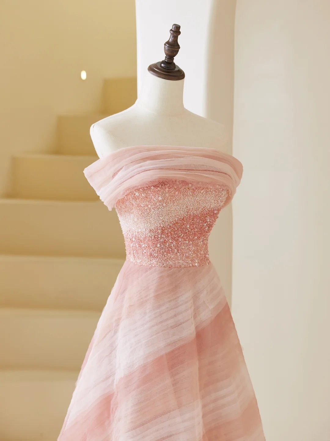 Elegant Ball Gown Strapless Pink Tulle Prom Dress Charming Evening Party Gowns Fashion Wedding Guest Dress AB1015