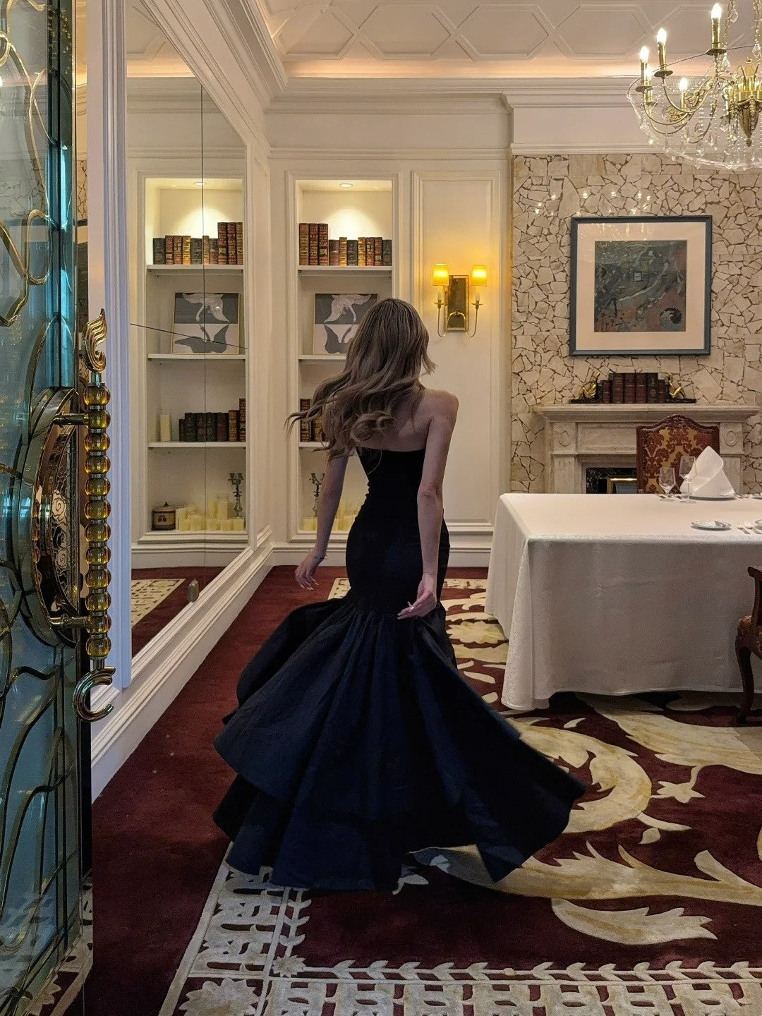 Einzigartiges, trägerloses Meerjungfrauen-Abendkleid aus schwarzem Satin mit Rüschen, langes Ballkleid, Geburtstagskleid, Abendkleid N474