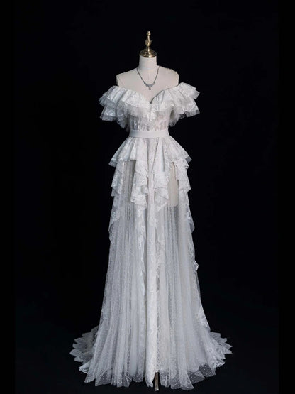 Robe de mariée classique en dentelle blanche à manches longues, coupe trapèze, décolleté en V, style vintage, idéale pour l'été (N560)